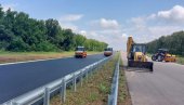 U OKTOBRU OD RUME DO ŠAPCA: Privode se kraju radovi na još jednoj važnoj saobraćajnici U OKTOBRU OD RUME DO ŠAPCA: Privode se kraju radovi na još jednoj važnoj saobraćajnici