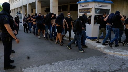 DOLIJAO NASILNI HRVAT: Zbog ispada dobio doživotnu zabranu pristupa stadionu