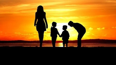 ПОТРЕБА ЗА ЗАШТИТОМ ЕМОЦИОНАЛНЕ СИГУРНОСТИ И ПОРОДИЦЕ Астро савет за 1. фебруар: Ова два знака су на удару конјункције са звездом Акубенс