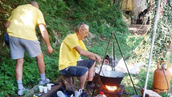 ПРВА „ГУЛАШИЈАДА“ У БУЉАНУ: Ево шта све очекује пријављене такмичарске екипе