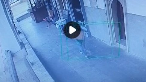 SRAMNO! OPET UKRADEN NOVAC IZ SABORNOG HRAMA: Nestala kutija sa prilozima vernika (VIDEO) SRAMNO! OPET UKRADEN NOVAC IZ SABORNOG HRAMA: Nestala kutija sa prilozima vernika (VIDEO)