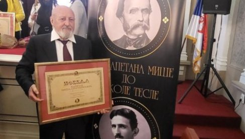 POVELJA KAPETA MIŠA ANASTASIJEVIĆ: Veliko uzdarje za profesora emiritusa Slavka Karavidića POVELJA KAPETA MIŠA ANASTASIJEVIĆ: Veliko uzdarje za profesora emiritusa Slavka Karavidića