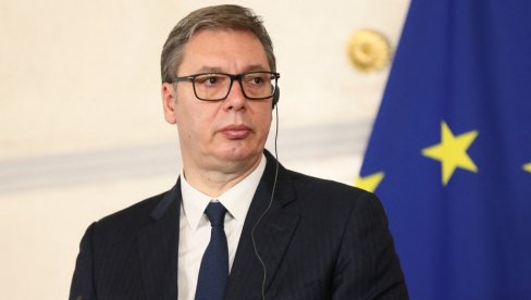 VUČIĆ PORUČIO IZ ATINE: Ja samo služim svom narodu i Srbiji VUČIĆ PORUČIO IZ ATINE: Ja samo služim svom narodu i Srbiji