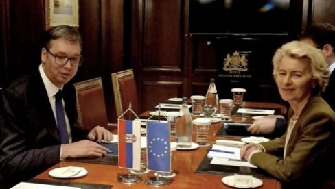 VUČIĆ SE U ATINI SASTAO SA FON DER LAJEN: Dobar razgovor o svim zajedničkim projektima Srbije i EU VUČIĆ SE U ATINI SASTAO SA FON DER LAJEN: Dobar razgovor o svim zajedničkim projektima Srbije i EU