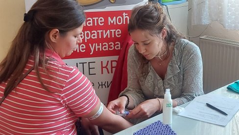 U OVOM MALOM GRADU UPISALO SE ČAK 95 DONORA MATIČNIH ĆELIJA: Hrabri ljudi položili ispit humanosti U OVOM MALOM GRADU UPISALO SE ČAK 95 DONORA MATIČNIH ĆELIJA: Hrabri ljudi položili ispit humanosti