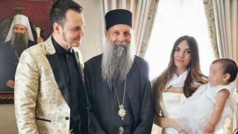 PATRIJARH PORFIRIJE KRSTIO UNUKU ĐORĐA BALAŠEVIĆA: Aleksa objavio privatne slike iz Hrama Svetog Save PATRIJARH PORFIRIJE KRSTIO UNUKU ĐORĐA BALAŠEVIĆA: Aleksa objavio privatne slike iz Hrama Svetog Save