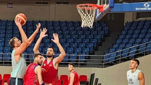 SPREMITE SE, KREĆE SVETSKO PRVENSTVO: Srbija želi da ugleda svetla Pariza, beg od Amerikanaca ključan za olimpijski cilj SPREMITE SE, KREĆE SVETSKO PRVENSTVO: Srbija želi da ugleda svetla Pariza, beg od Amerikanaca ključan za olimpijski cilj