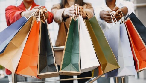 KUPUJETE STVARI KOJE VAM NISU POTREBNE? Evo šta to otkriva o vama