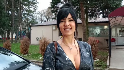 КОНАЧНО СРЕЋНА: Тања Савић објавила слику са НОВИМ ДЕЧКОМ (ФОТО) КОНАЧНО СРЕЋНА: Тања Савић објавила слику са НОВИМ ДЕЧКОМ (ФОТО)
