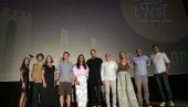 PREMIJERA SERIJE TUNEL NA DUNAV FILM FESTU: Publici se poklonila glumačka ekipa na čelu sa režiserom Petrom Ristovskim (FOTO)