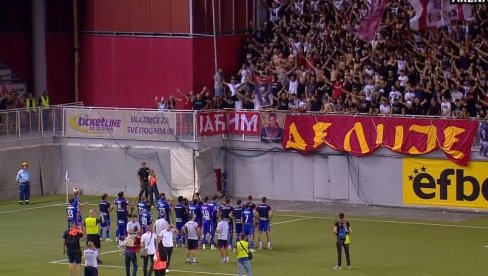 IGRAČI OSTALI ZATEČENI: Ovo su delije uradile fudbalerima Crvene zvezde posle šok-poraza od Voždovca IGRAČI OSTALI ZATEČENI: Ovo su delije uradile fudbalerima Crvene zvezde posle šok-poraza od Voždovca