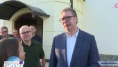 VUČIĆ U VELIKIM RADINCIMA: Meni je žao što ste morali da čekate 50 godina da imate pristojan put