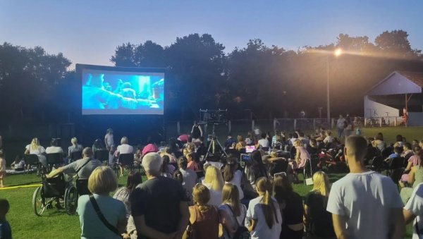 ДЕВЕТИ ПО РЕДУ „2111 ФИЛМ ФЕСТ“ У НОВОМ САДУ: На неколико локација у граду од 31. августа до 3. септембра