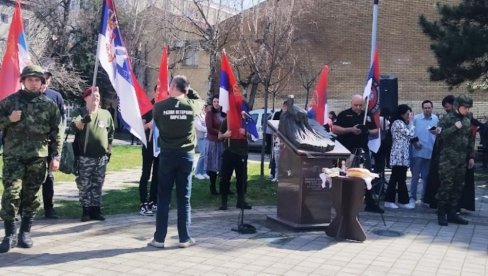 STIGLA SAGLASNOST MINISTARSTVA: Imena 27 palih boraca biće ispisana na spomen-obeležje u Paraćinu STIGLA SAGLASNOST MINISTARSTVA: Imena 27 palih boraca biće ispisana na spomen-obeležje u Paraćinu