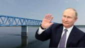 PUTIN OTVORIO VELIKI MOST NA SEVERU SIBIRA: Proširićemo Transsibirsku železnicu i aktivno ćemo razvijati Severni morski put (VIDEO)