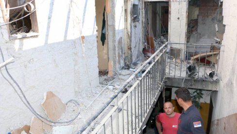 ČETIRI DANA POSLE EKSPLOZIJE U SMEDEREVU: Novosti na licu mesta - šta se dešava u zgradi gde je došlo do tragedije ČETIRI DANA POSLE EKSPLOZIJE U SMEDEREVU: Novosti na licu mesta - šta se dešava u zgradi gde je došlo do tragedije