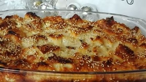 TURSKA PITA OD HLEBA KOJA SE PRAVI U JEDNOM SUDU: Savršena večera od namirnica koje imate u frižideru TURSKA PITA OD HLEBA KOJA SE PRAVI U JEDNOM SUDU: Savršena večera od namirnica koje imate u frižideru