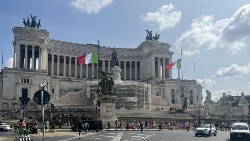 CEO SVET IM SE DIVI: Evo šta su uradili Italijani