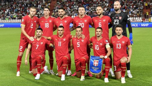 SRBIJA IGRA JUBILARNI MEČ: Orlovi stigli u Kaunas na utakmicu sa Litvanijom SRBIJA IGRA JUBILARNI MEČ: Orlovi stigli u Kaunas na utakmicu sa Litvanijom