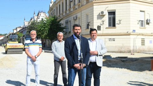 ŠAPIĆ: Glavna ulica u Zemunu biće ponos ne samo svih Zemunaca već i Beograđana ŠAPIĆ: Glavna ulica u Zemunu biće ponos ne samo svih Zemunaca već i Beograđana