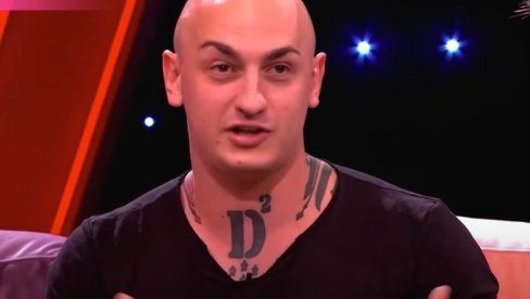 ПРЕСЕЛО МУ ЈАГЊЕ: Десингерица после наступа у Врању добио три кривичне пријаве