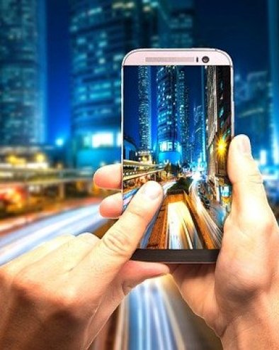 НЕСТАЈАЊЕ СА МРЕЖА: Зашто људи масовно бришу своје профиле или ћуте онлајн