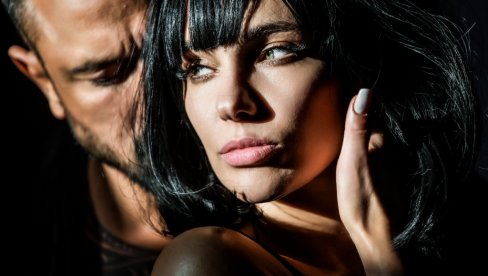 ПАЗИТЕ СЕ ФИНАНСИЈСКИХ И ЕМОТИВНИХ ПРЕВАРА Астро савет за понедељак, 22. септембар: Eво која три знака су на удару Марса у Шкорпији