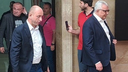ЕСКОБАР ТРАЖИ: Срби не могу у нову Владу у Црној Гори ЕСКОБАР ТРАЖИ: Срби не могу у нову Владу у Црној Гори