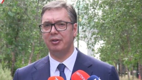 ПАРИЗЕР ЈЕ ПОСТАО ГЛАВНИ ПРОТИВНИК: Вучић о понашању опозиције - Причају о бизарним сценама, а они су позвали на то ПАРИЗЕР ЈЕ ПОСТАО ГЛАВНИ ПРОТИВНИК: Вучић о понашању опозиције - Причају о бизарним сценама, а они су позвали на то