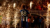 ADEM LJAJIĆ PLAČE KAO KIŠA: Zaustavio Zvezdu, pa se slomio na terenu (FOTO)