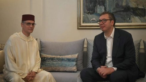 VUČIĆ SA AMBASADOROM MAROKA: Presednik još jednom izrazio saučešće narodu ove prijateljske države zbog poginulih u razornom zemljotresu VUČIĆ SA AMBASADOROM MAROKA: Presednik još jednom izrazio saučešće narodu ove prijateljske države zbog poginulih u razornom zemljotresu