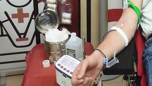 ШАНСА ДА ПОКАЖЕТЕ ХУМАНОСТ: У Параћину летња акција донирања крви 3. јула