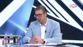 VUČIĆ U HIT TVITU: Predsednik pokazao nova sniženja, govorio o izborima i odgovorio na napade