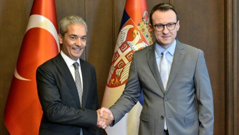 O TOKU DIJALOGA BEOGRADA I PRIŠTINE: Direktor Kancelarije za KiM sa ambasadorom Turske u Srbiji O TOKU DIJALOGA BEOGRADA I PRIŠTINE: Direktor Kancelarije za KiM sa ambasadorom Turske u Srbiji