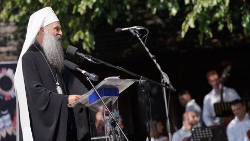 О ДОСИТЕЈУ И ВУКУ: Одломак из беседе патријарха Порфирија на јубиларном 90. Сабору у Тршићу О ДОСИТЕЈУ И ВУКУ: Одломак из беседе патријарха Порфирија на јубиларном 90. Сабору у Тршићу