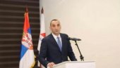 БРАНИСЛАВ МАЛОВИЋ, ЧЛАН ПРЕДСЕДНИШТВА СНС: Опозиција је тамо где јој је и место, на вашару