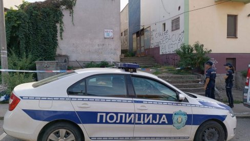 PRVE SLIKE SA MESTA NESREĆE U SMEDEREVU: Užasni prizori u lokalu u kom je pronađen muškarac pretučen nasmrt (FOTO) PRVE SLIKE SA MESTA NESREĆE U SMEDEREVU: Užasni prizori u lokalu u kom je pronađen muškarac pretučen nasmrt (FOTO)