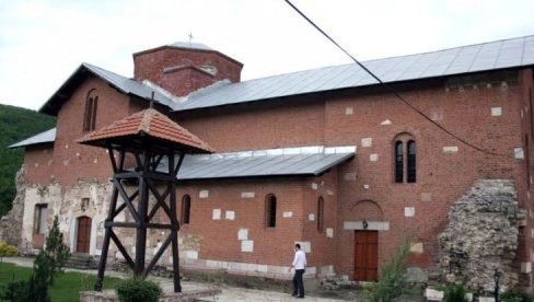 OGLASILA SE EPARHIJA RAŠKO-PRIZRENSKA: U manastiru Banjska trenutno mirno, ali vlada neiznesnost i zabrinutost monaha i vernika OGLASILA SE EPARHIJA RAŠKO-PRIZRENSKA: U manastiru Banjska trenutno mirno, ali vlada neiznesnost i zabrinutost monaha i vernika