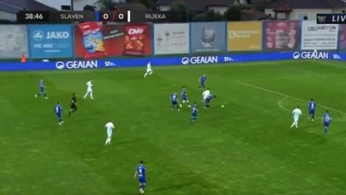 KAKVA BRUKA U HRVATSKOJ: Ovakav gol ne bi dao ni Mbape, region bruji o neverovatnoj sklanjalici (VIDEO) KAKVA BRUKA U HRVATSKOJ: Ovakav gol ne bi dao ni Mbape, region bruji o neverovatnoj sklanjalici (VIDEO)