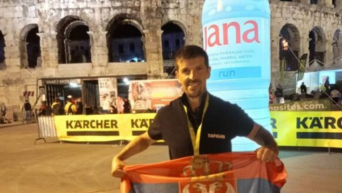 PARAĆINAC NA MEĐUNARODNOM POLUMARATONU U PULI: Istrčao kilometre, pa posetio Srpski kulturni centar (FOTO)