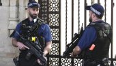 ДЕЧАК И ДВОЈИЦА МУШКАРАЦА ЗАПАЛИЛИ КОМБИЈЕ ХИТНЕ ПОМОЋИ: Хорор у главном граду - изгорела возила јеврејске добротворне организације