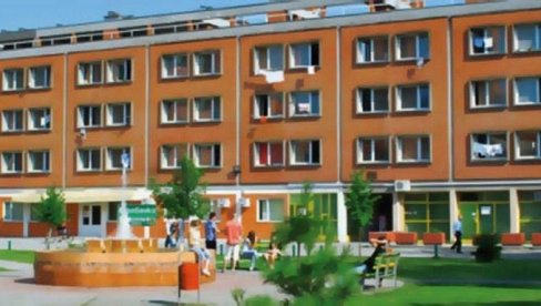 PODELJENA MESTA U DOMOVIMA: U sobe će se useliti 380 brucoša sa 16 fakulteta i visokoh škola PODELJENA MESTA U DOMOVIMA: U sobe će se useliti 380 brucoša sa 16 fakulteta i visokoh škola