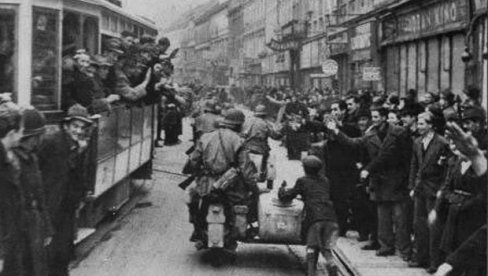 TRIJUMF KATOLIČKOG SEPARATIZMA: Od hrvatske izdaje 1941. do uvođenja diktature Proleterijata 1945. TRIJUMF KATOLIČKOG SEPARATIZMA: Od hrvatske izdaje 1941. do uvođenja diktature Proleterijata 1945.
