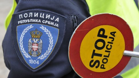 VOZIO KAMION SA 3,28 PROMILA ALKOHOLA: Policija ga isključila iz saobraćaja