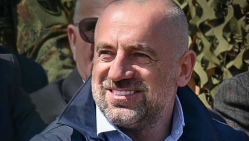 PRIVEDEN MILAN RADOIČIĆ: Određeno mu zadržavanje od 48 sati PRIVEDEN MILAN RADOIČIĆ: Određeno mu zadržavanje od 48 sati