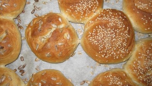 SKUPLJI HLEB U CRNOJ GORI: Vekna od 500 grama sa 80 na 85 centi