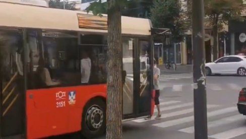 ОВЕ ДВЕ ЛИНИЈЕ МЕЊАЈУ ТРАСУ: Данас почињу радови - једно стајалиште се привремено укида