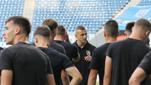 PARTIZAN SLAVIO U LIGI ŠAMPIONA: Crno-beli do minimalca u Rumuniji PARTIZAN SLAVIO U LIGI ŠAMPIONA: Crno-beli do minimalca u Rumuniji