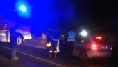 PREVRNUO SE ŠLEPER: Auto-put kod Paraćina blokiran, stvorila se kolona (VIDEO)