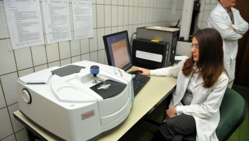 NAUČNICIMA 25 MILIONA EVRA DA ISTRAŽUJU: U fokusu je razvoj veštačke inteligencije, inovacije u biotehnologiji, biomedicini, tehnici i dr. NAUČNICIMA 25 MILIONA EVRA DA ISTRAŽUJU: U fokusu je razvoj veštačke inteligencije, inovacije u biotehnologiji, biomedicini, tehnici i dr.